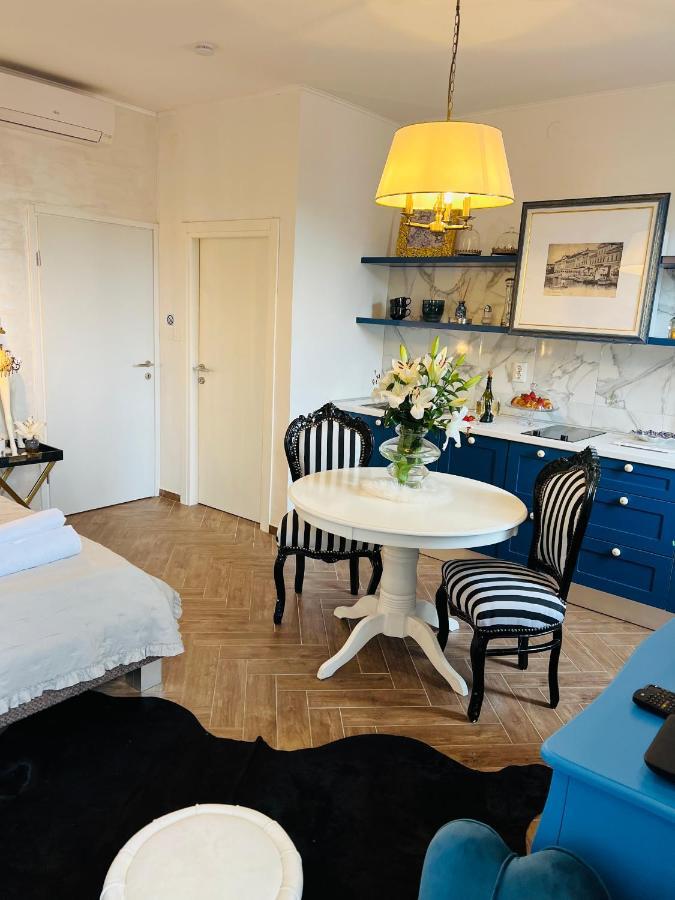La Dolce Vita Luxury Apartments With Best Free Private Parking In City Center プーラ エクステリア 写真
